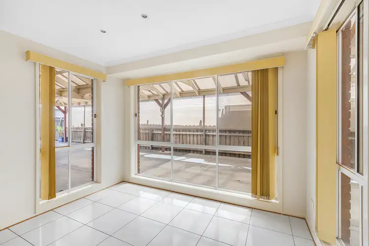 Sixth view of Homely house listing, 32 Kalyna Court, Delahey VIC 3037