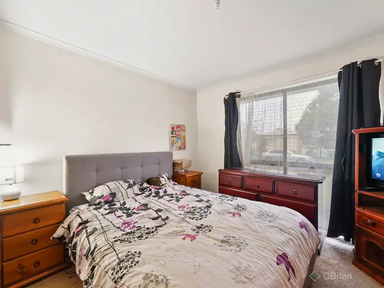 Sixth view of Homely house listing, 33 Josephine Avenue, Cranbourne North VIC 3977