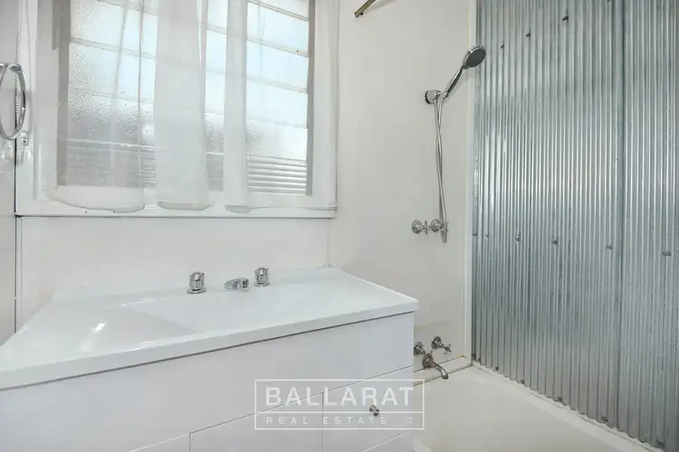 Fifth view of Homely house listing, 7 Cameron Street, Maryborough VIC 3465