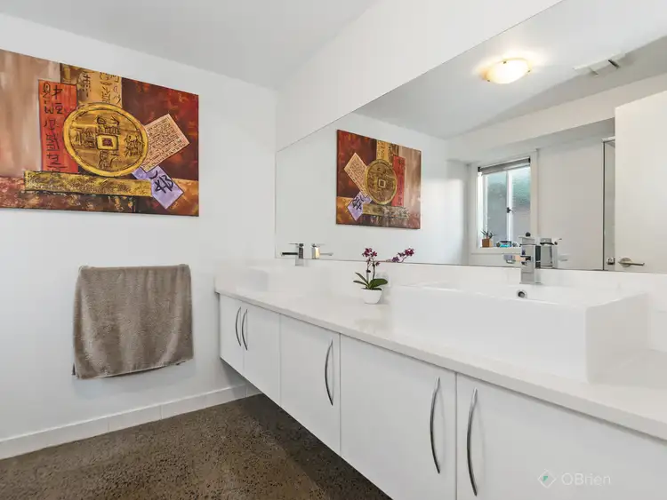 Fifth view of Homely house listing, 152 Linsell Boulevard, Cranbourne East VIC 3977