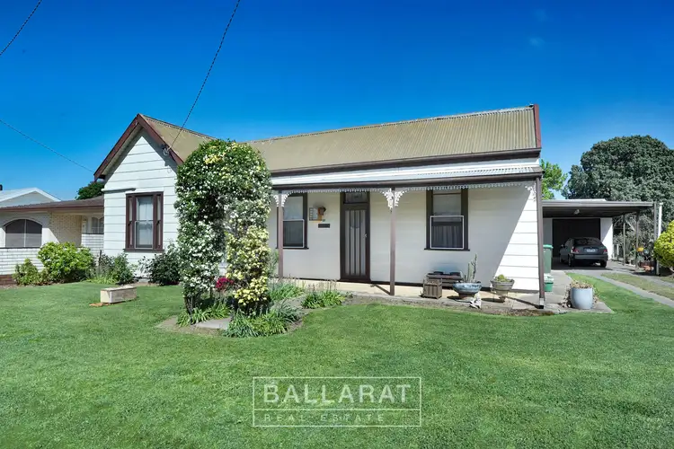 13 Faraday Street, Avoca VIC 3467