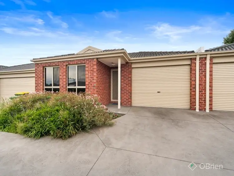 Main view of Homely unit listing, 4/8 McClenaghan Place, Pakenham VIC 3810
