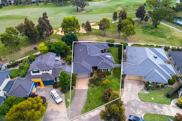 18 Mashie Terrace, Sandhurst VIC 3977