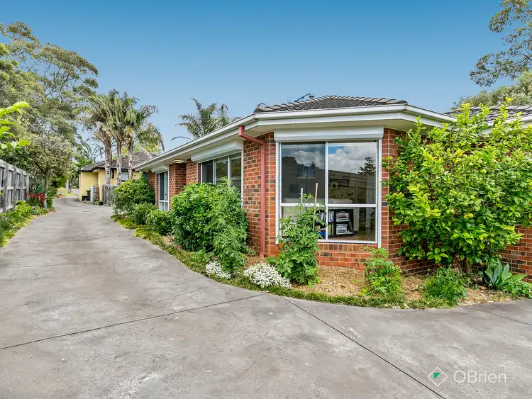 Second view of Homely unit listing, 2/33 Hill Street, Frankston VIC 3199