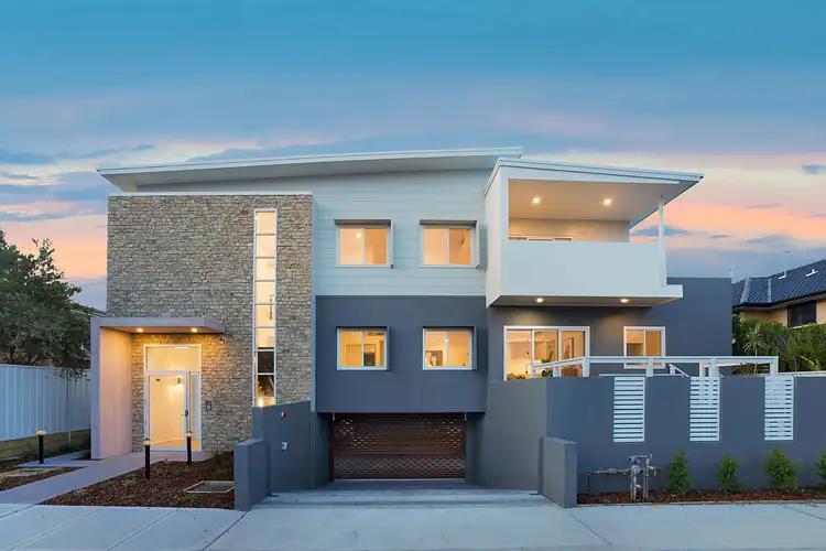 Second view of Homely apartment listing, 3/2 Winsor Street, Merewether NSW 2291