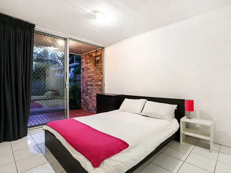 Fifth view of Homely unit listing, 1/5 Westerham Street, Taringa QLD 4068