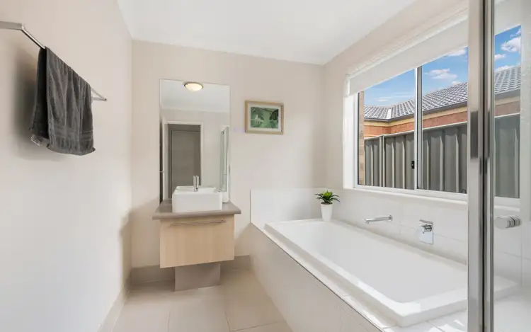 Seventh view of Homely house listing, 29 Pamela Avenue, Jackass Flat VIC 3556