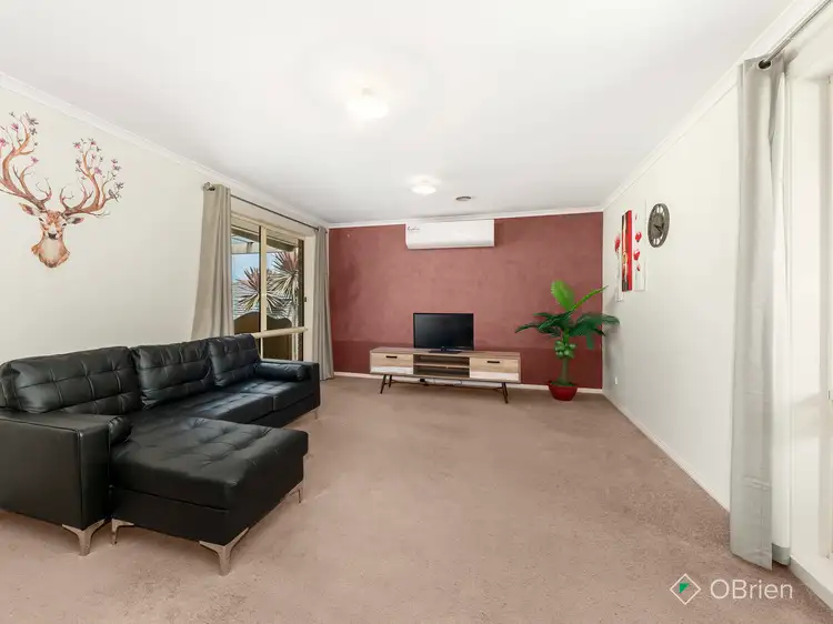Second view of Homely house listing, 16 Shetland Court, Pakenham VIC 3810