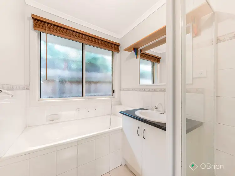 Sixth view of Homely house listing, 16 Shetland Court, Pakenham VIC 3810