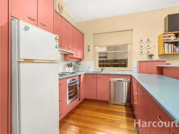Fifth view of Homely house listing, 10 Walton Avenue, Preston VIC 3072