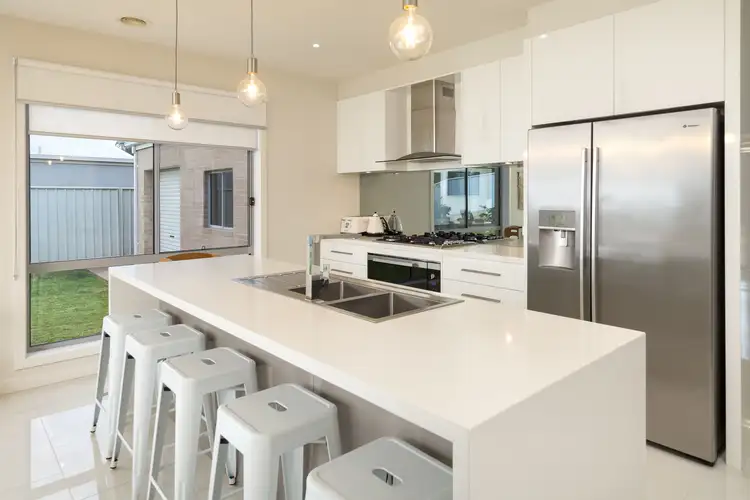 Seventh view of Homely house listing, 16 Pinehurst  Fairway, Wodonga VIC 3690