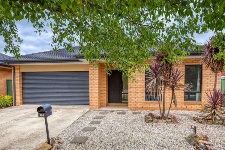 64 Victoria Cross Parade, Wodonga VIC 3690