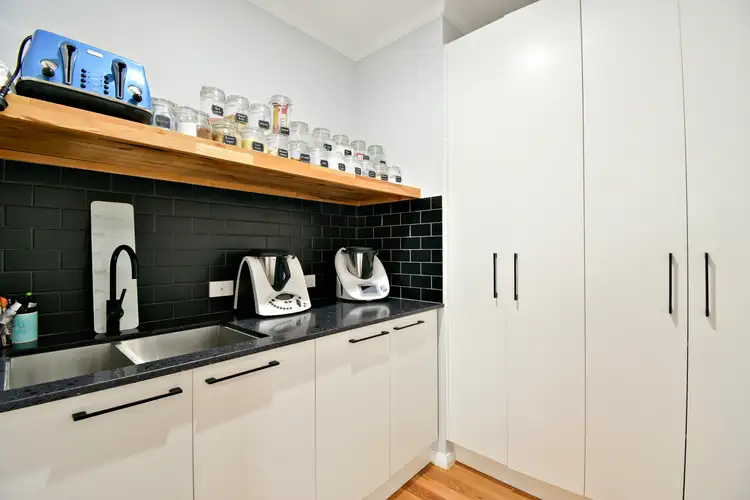 Fifth view of Homely house listing, 7 Tweed Place, Dubbo NSW 2830
