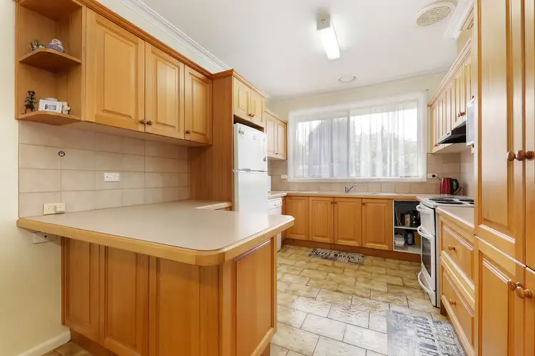 Fifth view of Homely house listing, 37 Florey Crescent, Mulgrave VIC 3170
