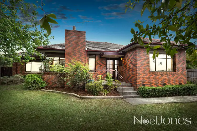 Main view of Homely unit listing, 1/6 Alexandra Road, Ringwood East VIC 3135