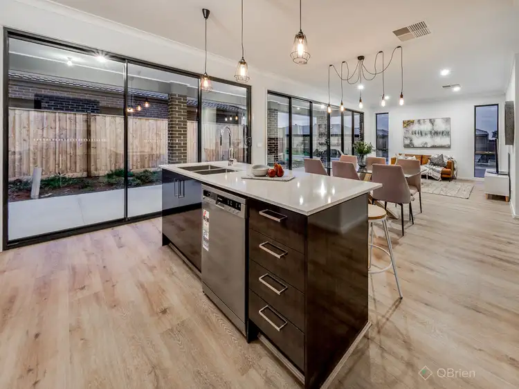 58 Chesney Circuit, Clyde VIC 3978