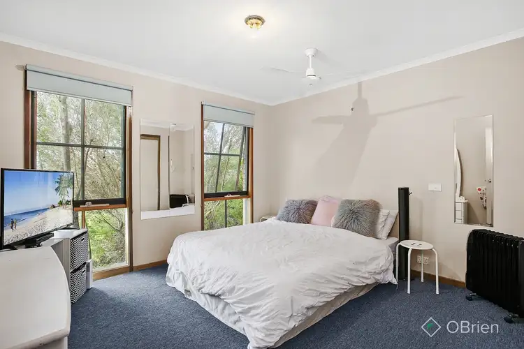 Fifth view of Homely house listing, 2 Briar Close, Somerville VIC 3912