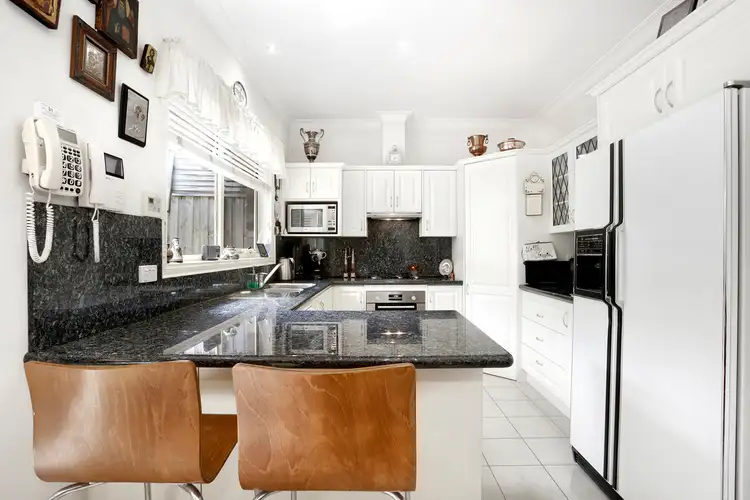 Fourth view of Homely unit listing, 2/230 Waverley Road, Mount Waverley VIC 3149