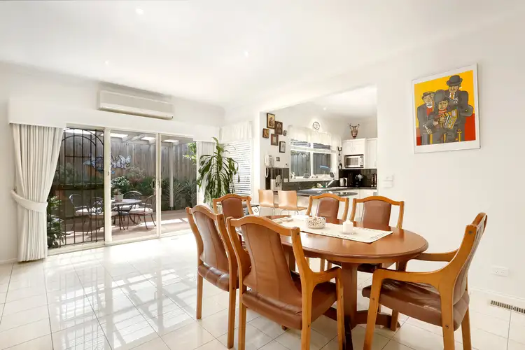 Fifth view of Homely unit listing, 2/230 Waverley Road, Mount Waverley VIC 3149