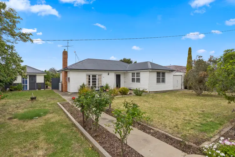 18 William Street, Lismore VIC 3324