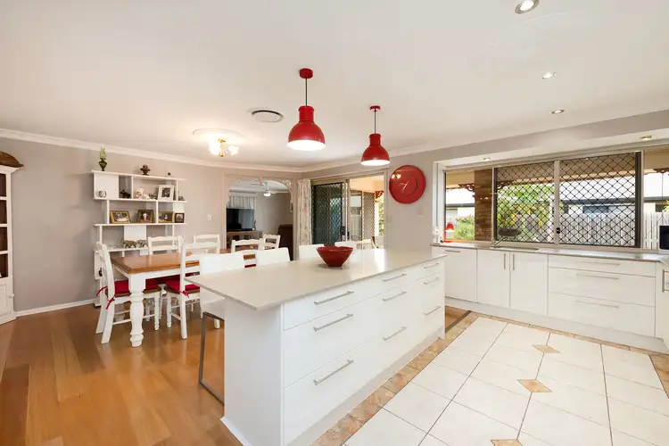 12 Dalewood Place, Moggill QLD 4070