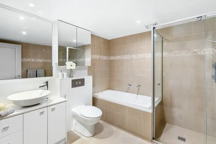 Fourth view of Homely apartment listing, 4/4-8 Bobbin Head Road, Pymble NSW 2073