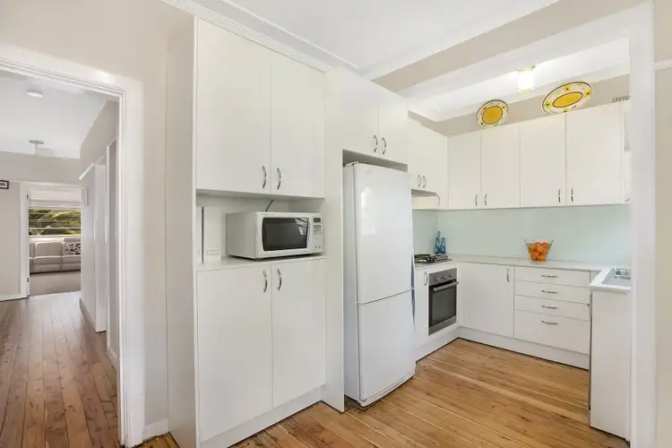 Third view of Homely apartment listing, 2/23 Lower Beach Street, Balgowlah NSW 2093