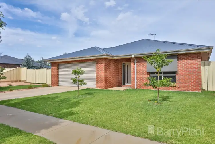 Main view of Homely house listing, 5 Casuarina Way, Buronga NSW 2739