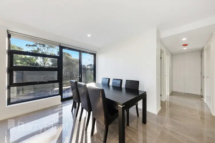 Third view of Homely unit listing, 2/14 Albert Crescent, St Albans VIC 3021