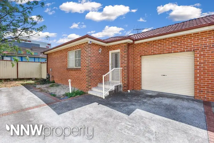 Main view of Homely villa listing, 4/31-33 Elsham Road, Auburn NSW 2144