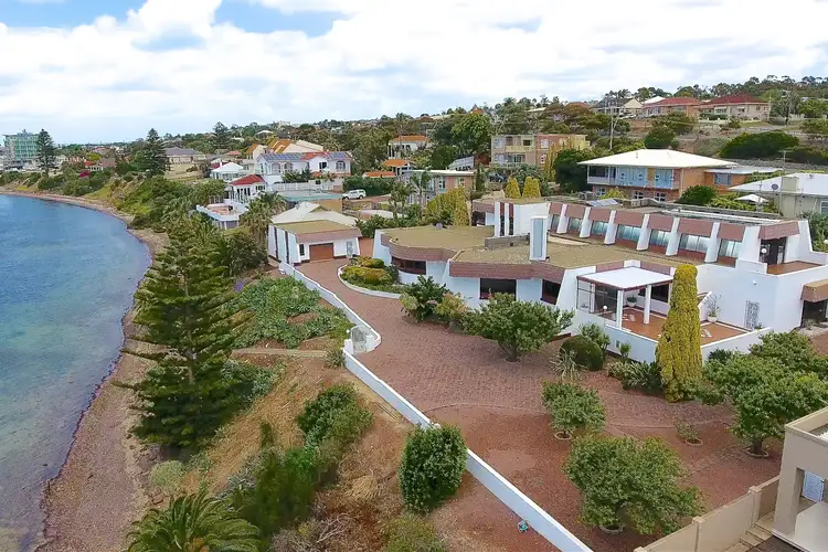 36 Lincoln Highway, Port Lincoln SA 5606