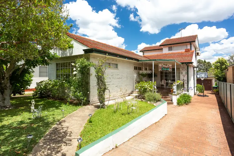 10 Lambeth Street, Panania NSW 2213
