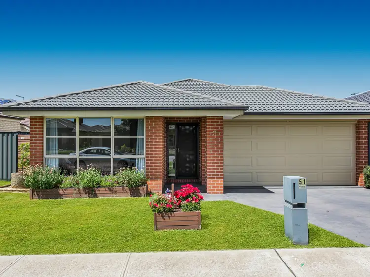 51 Arbourlea Boulevard, Cranbourne North VIC 3977