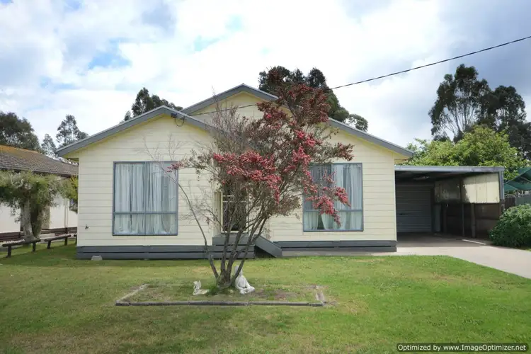 35 Cameron Crescent, East Bairnsdale VIC 3875