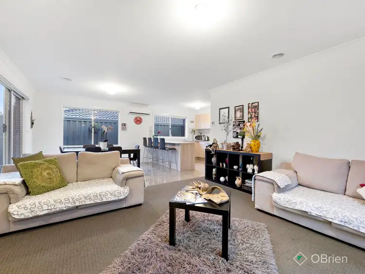 Fifth view of Homely unit listing, 8 Everton Lane, Langwarrin VIC 3910