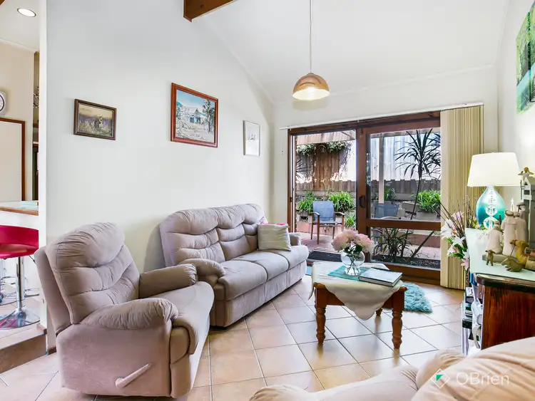 Sixth view of Homely house listing, 1 Maretimo Court, Frankston South VIC 3199