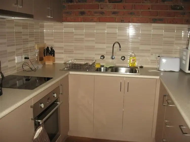 1/42 Nangunia Street