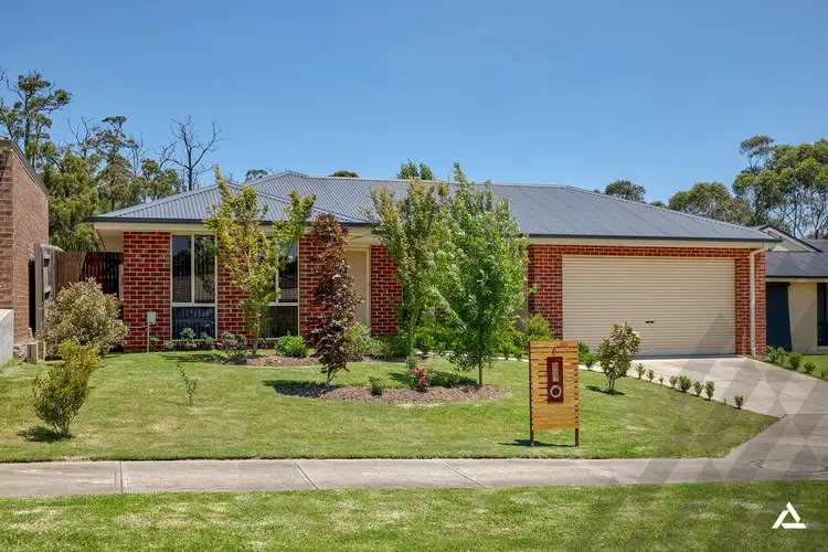 Main view of Homely house listing, 6 Folkstone Court, Drouin VIC 3818