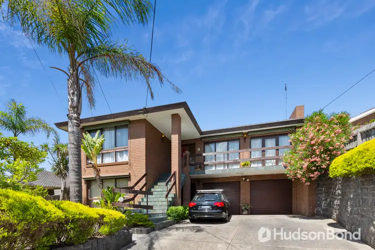 31 Burgundy Drive, Doncaster VIC 3108