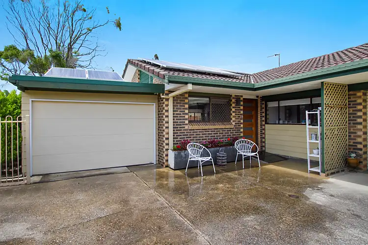 Sixth view of Homely semi-detached listing, 2/22 Nineteenth Avenue, Palm Beach QLD 4221