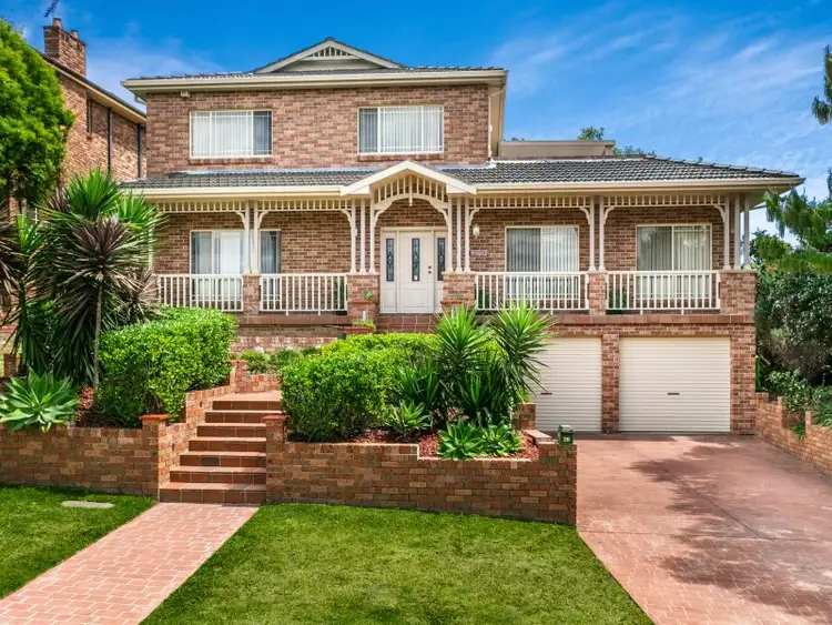 26 McPherson Place, Illawong NSW 2234