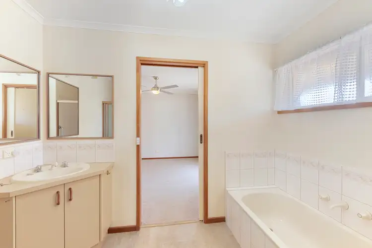 Fifth view of Homely unit listing, 1/75 Symonds Street, Golden Square VIC 3555