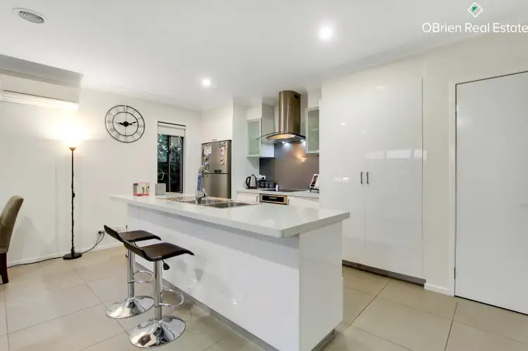 Fourth view of Homely house listing, 2 Gianna Way, Langwarrin VIC 3910