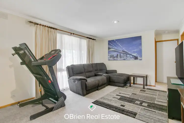 Fifth view of Homely house listing, 27 Gattinara Drive, Frankston VIC 3199