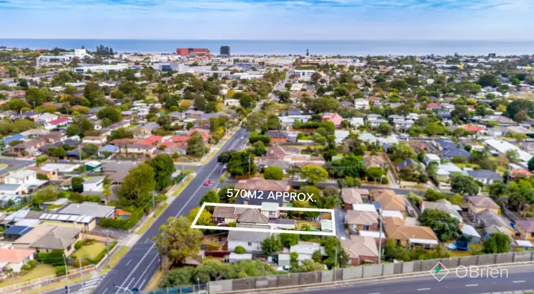 111 Beach Street, Frankston VIC 3199