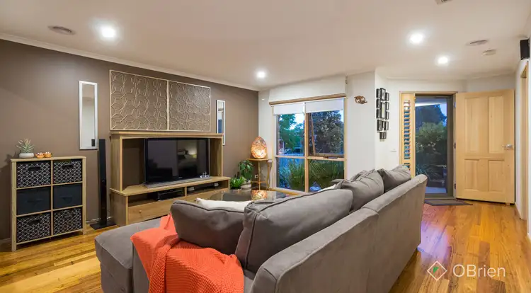Third view of Homely house listing, 6 Calwell Court, Skye VIC 3977