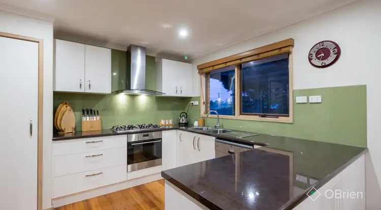 Fifth view of Homely house listing, 6 Calwell Court, Skye VIC 3977