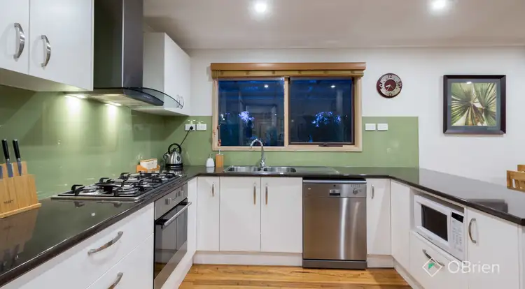 Sixth view of Homely house listing, 6 Calwell Court, Skye VIC 3977