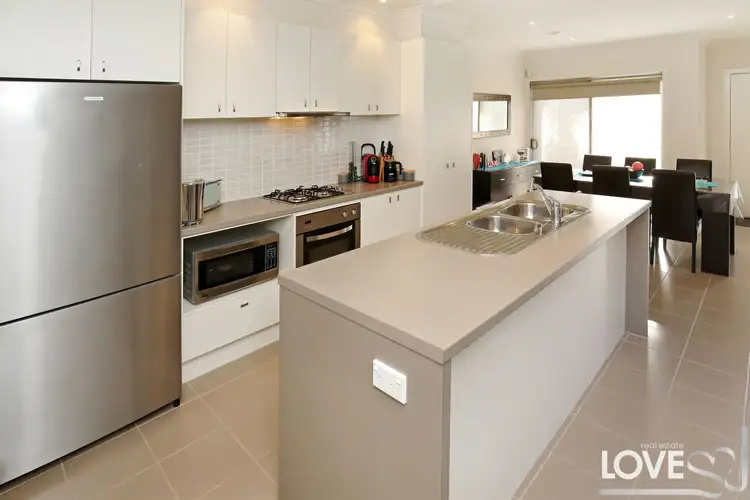 Fourth view of Homely house listing, 8 Marseilles Place, South Morang VIC 3752