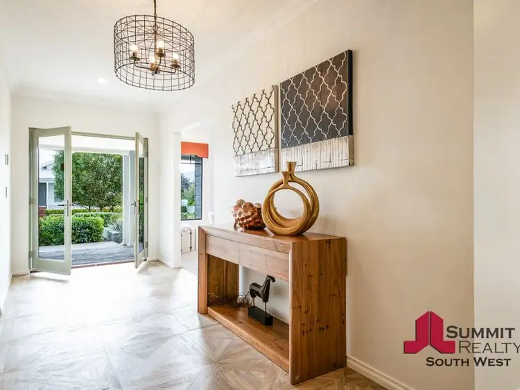 Second view of Homely house listing, 6 Pascoe Way, Millbridge WA 6232